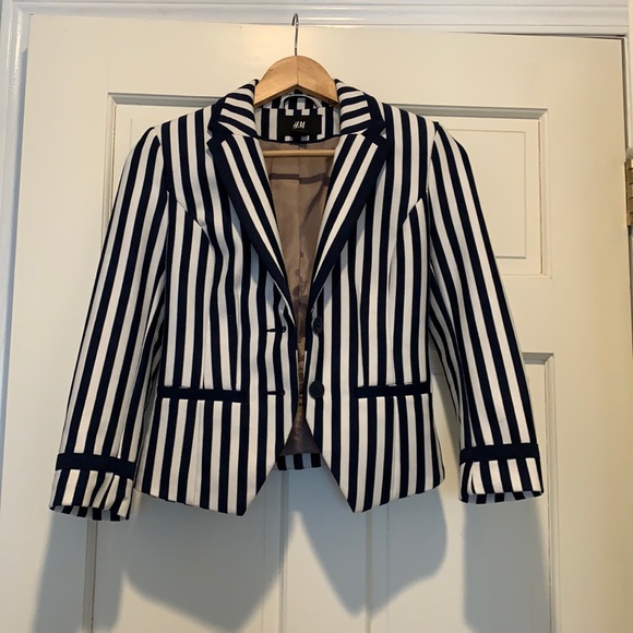5 for $25 H&M dress Jacket - Picture 1 of 3